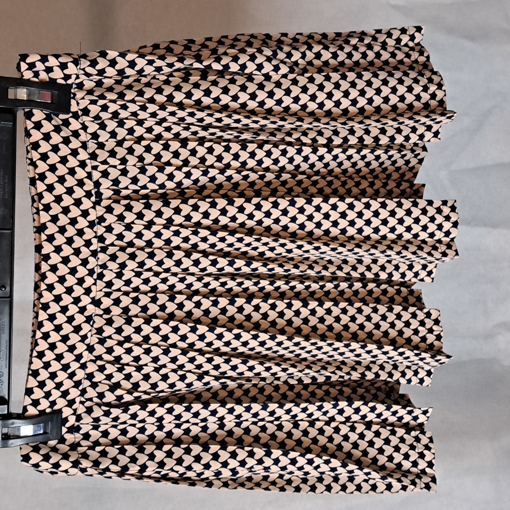 Womens pleated skirt